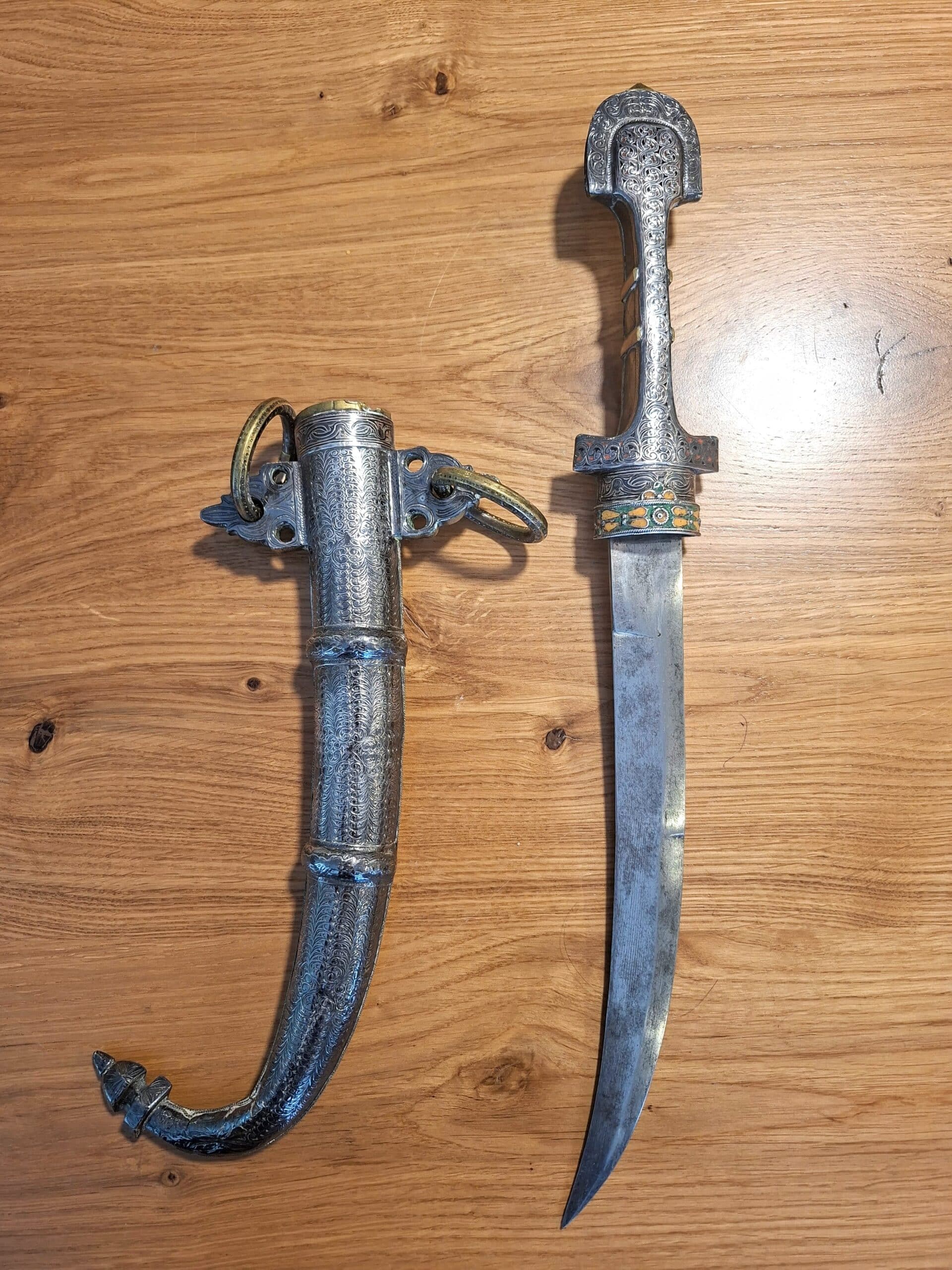 20260122_114509 Antique Moroccan koummya dagger