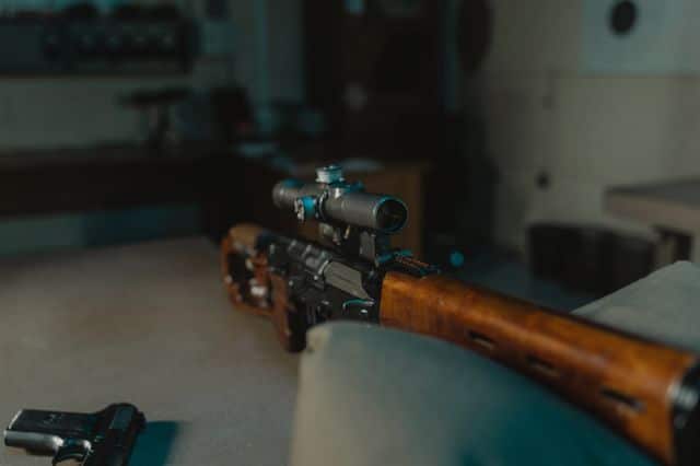 Antique rifle scopes_640x426
