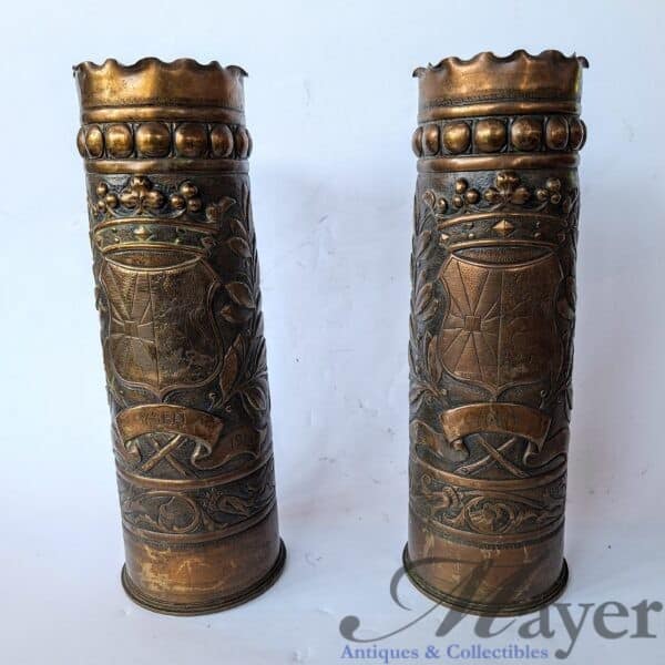 WW1 British trench art pair of decorative artillery brass shells from the Ordnance QF 18-pounder gun.